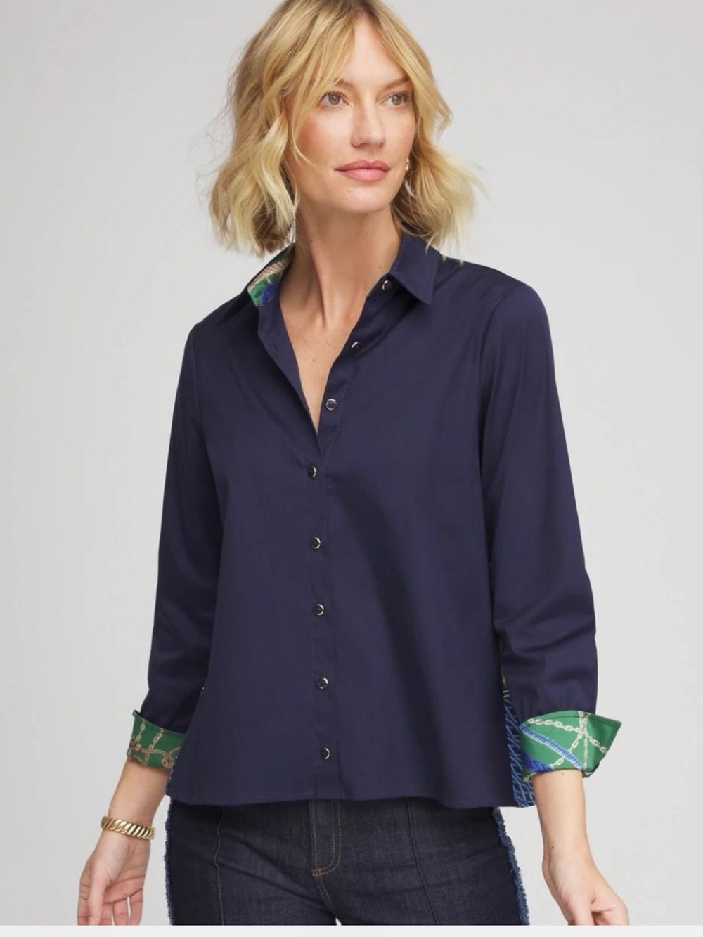 Chicos Navy Women's Button-Front Shirt with Nautical Green Accent size 3